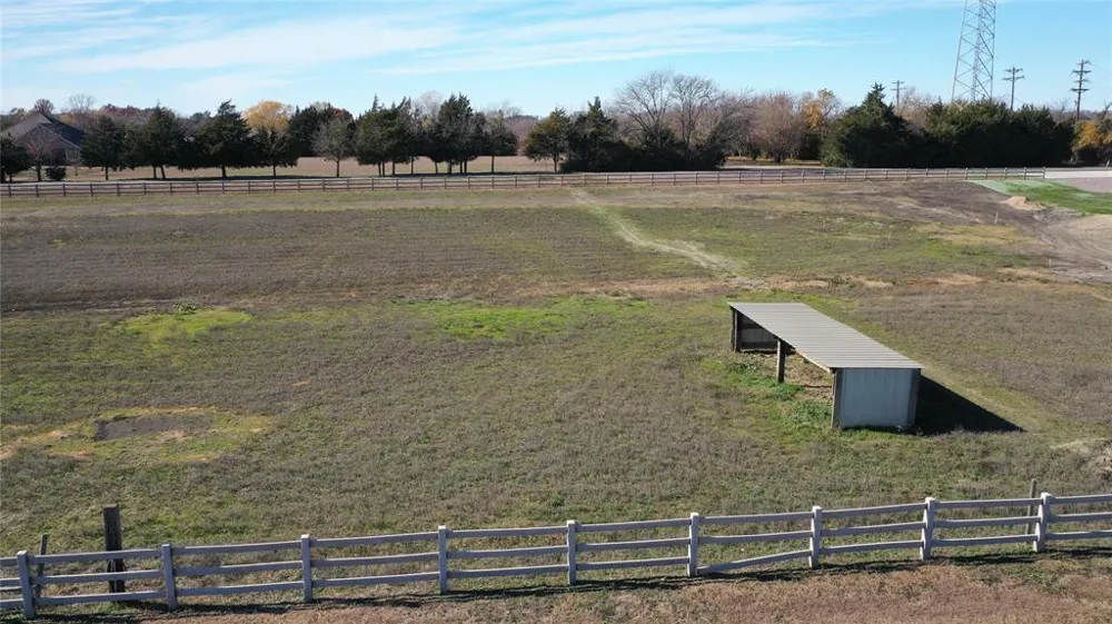 1253 HILL STREET Van Alstyne, TX 75495