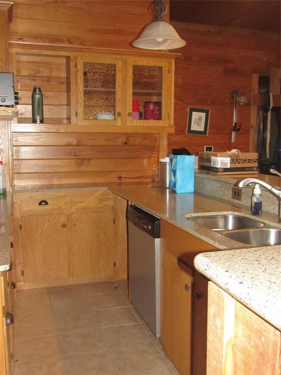 1253 HILL STREET Van Alstyne, TX 75495