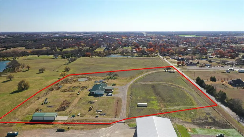1253 HILL STREET Van Alstyne, TX 75495