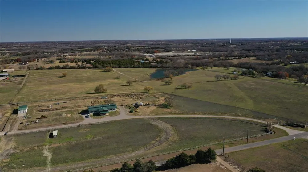 1253 HILL STREET Van Alstyne, TX 75495