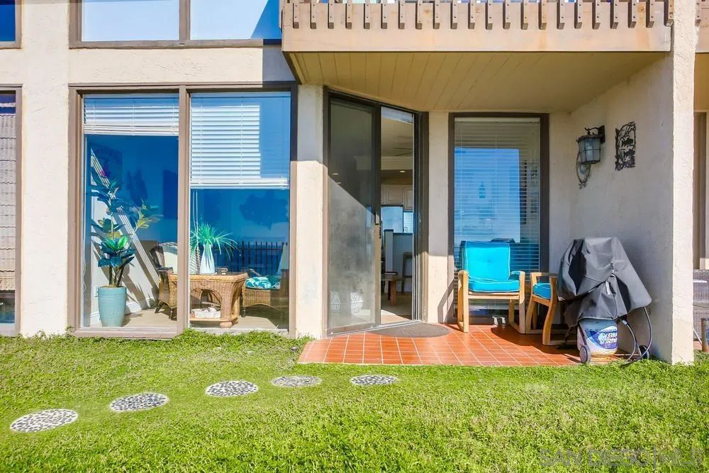190 Del Mar Shores Terrace #11 Solana Beach, CA 92075