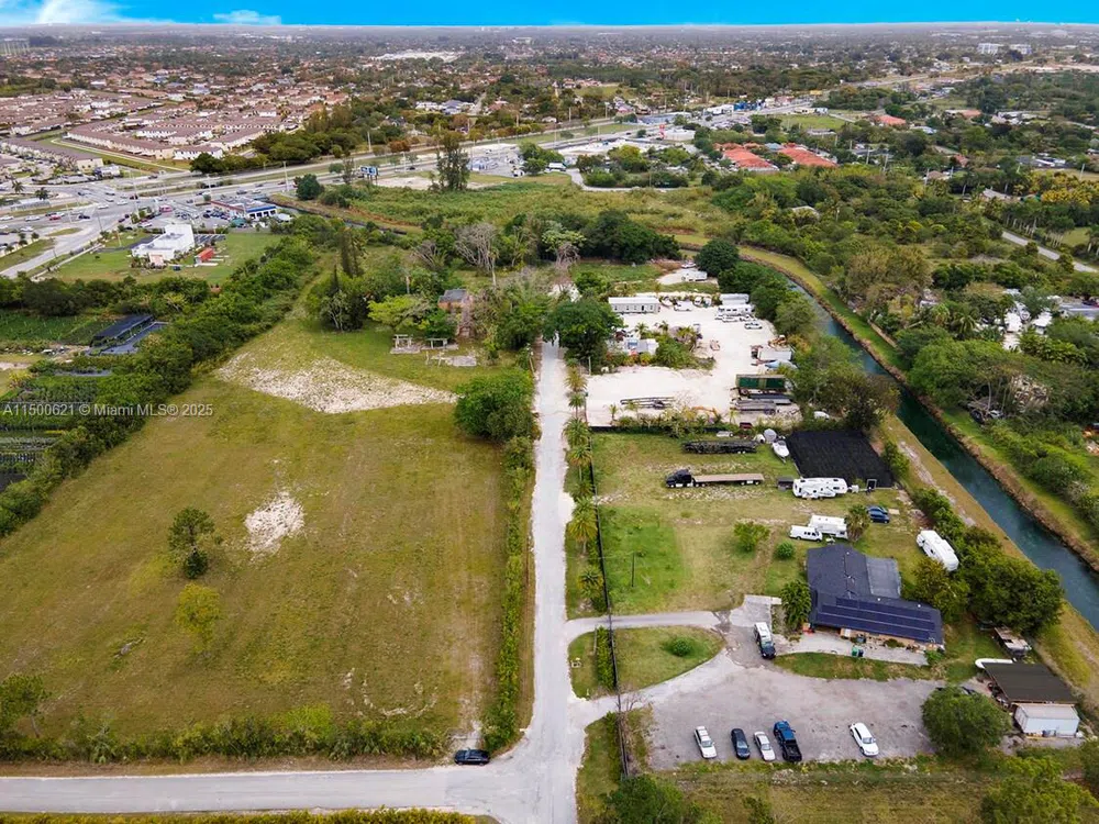 12501 SW 236th St Homestead, FL 33032