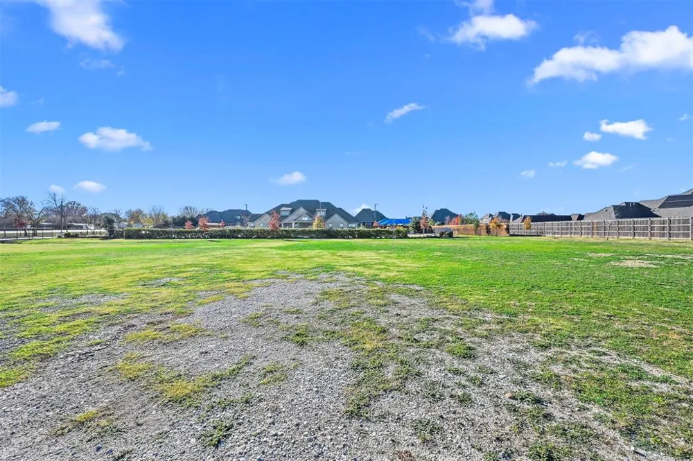 1404 Fm 156 S Haslet, TX 76052