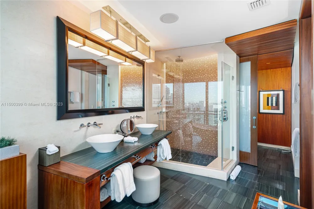 10295 Collins Ave #1217 Bal Harbour, FL 33154
