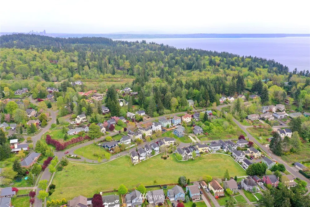 0 Mardell (Lot 6) Court Bainbridge Island, WA 98110