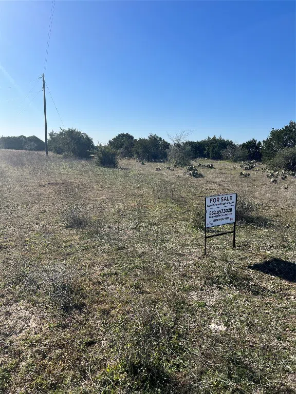 138 High Point Drive Kempner, TX 76539