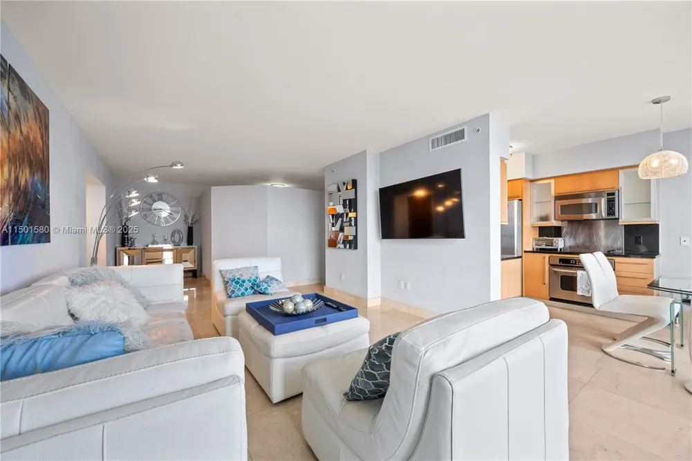 6365 Collins Ave #4106 Miami Beach, FL 33141