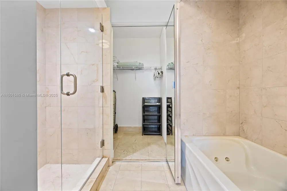 6365 Collins Ave #4106 Miami Beach, FL 33141