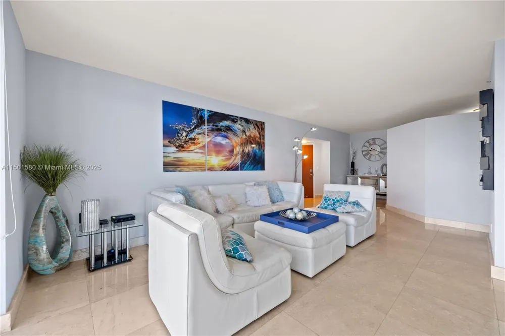 6365 Collins Ave #4106 Miami Beach, FL 33141