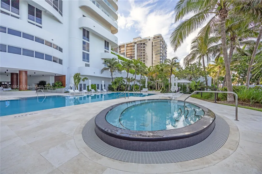 6365 Collins Ave #4106 Miami Beach, FL 33141