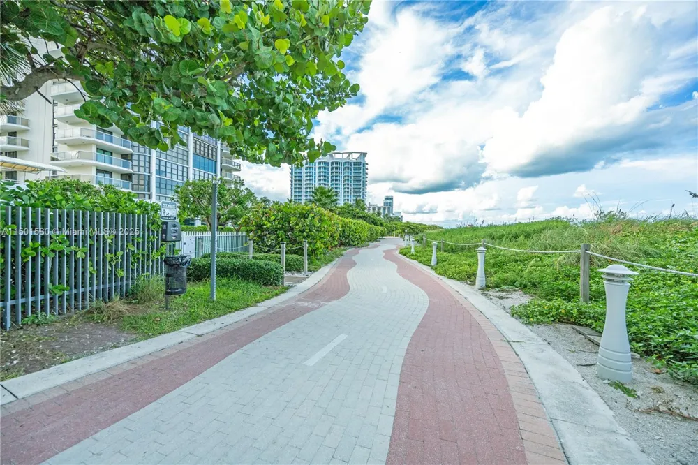 6365 Collins Ave #4106 Miami Beach, FL 33141