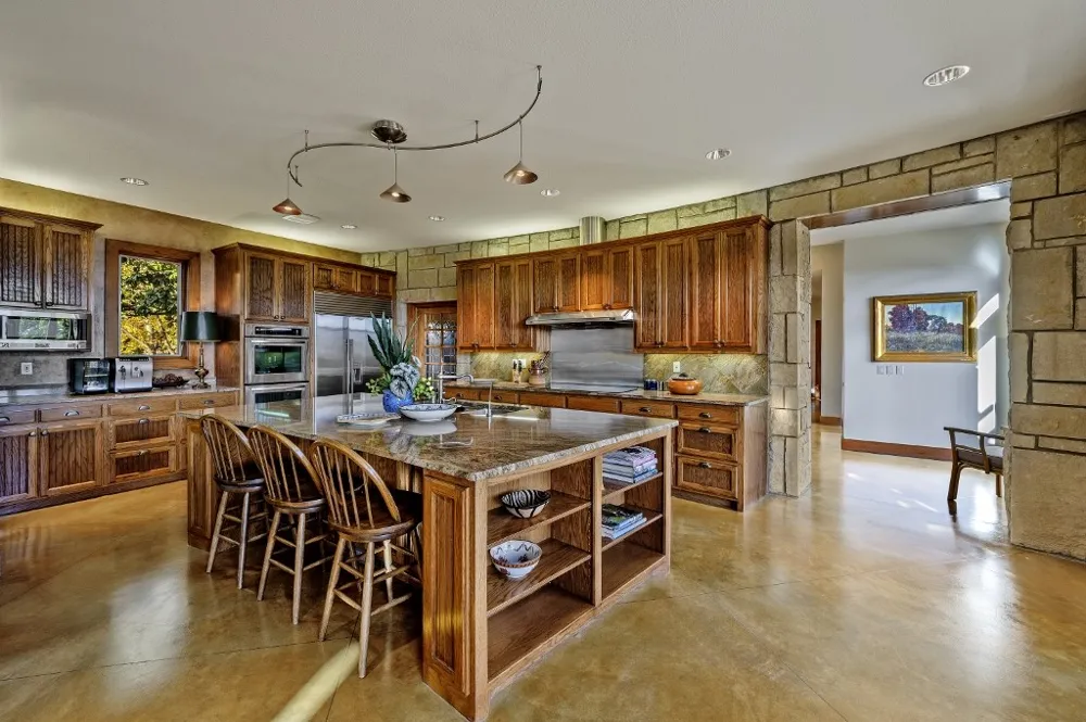5094 Tower Drive Kingston, OK 73439