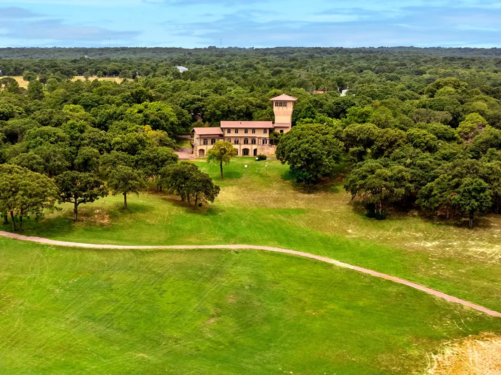 5094 Tower Drive Kingston, OK 73439
