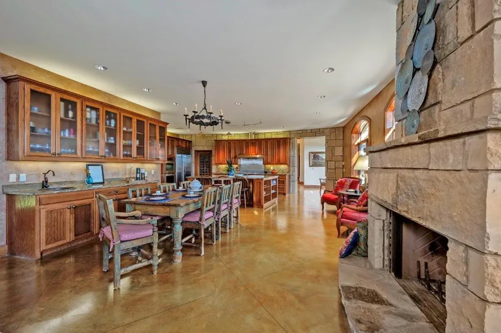 5094 Tower Drive Kingston, OK 73439