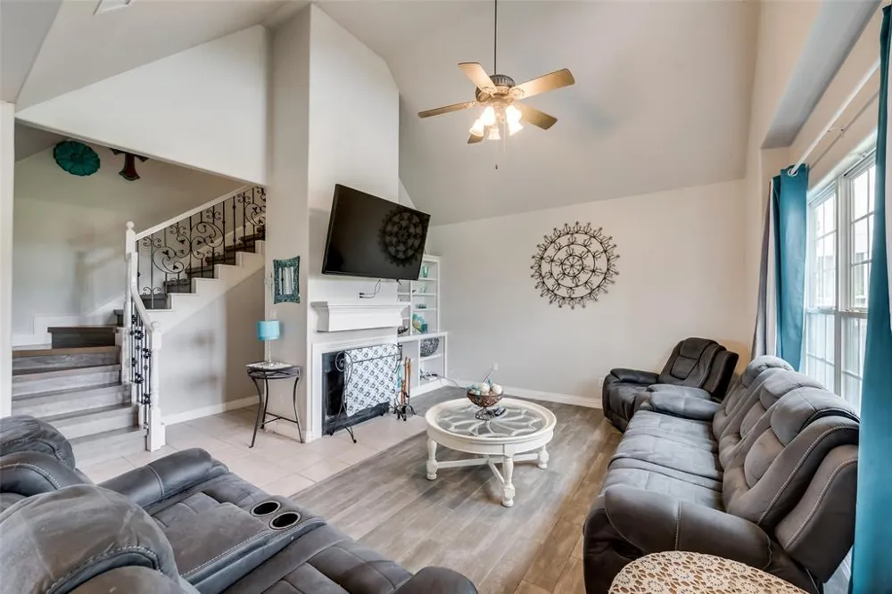 5646 US Highway 69 Celeste, TX 75423