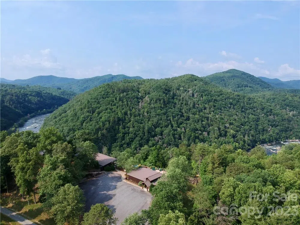 71 Turkey Trot Trail #16 Marshall, NC 28753