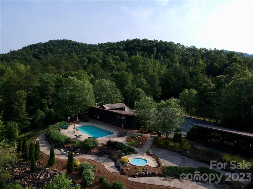 71 Turkey Trot Trail #16 Marshall, NC 28753
