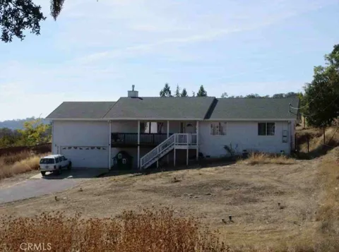 3320 Crowell Lane