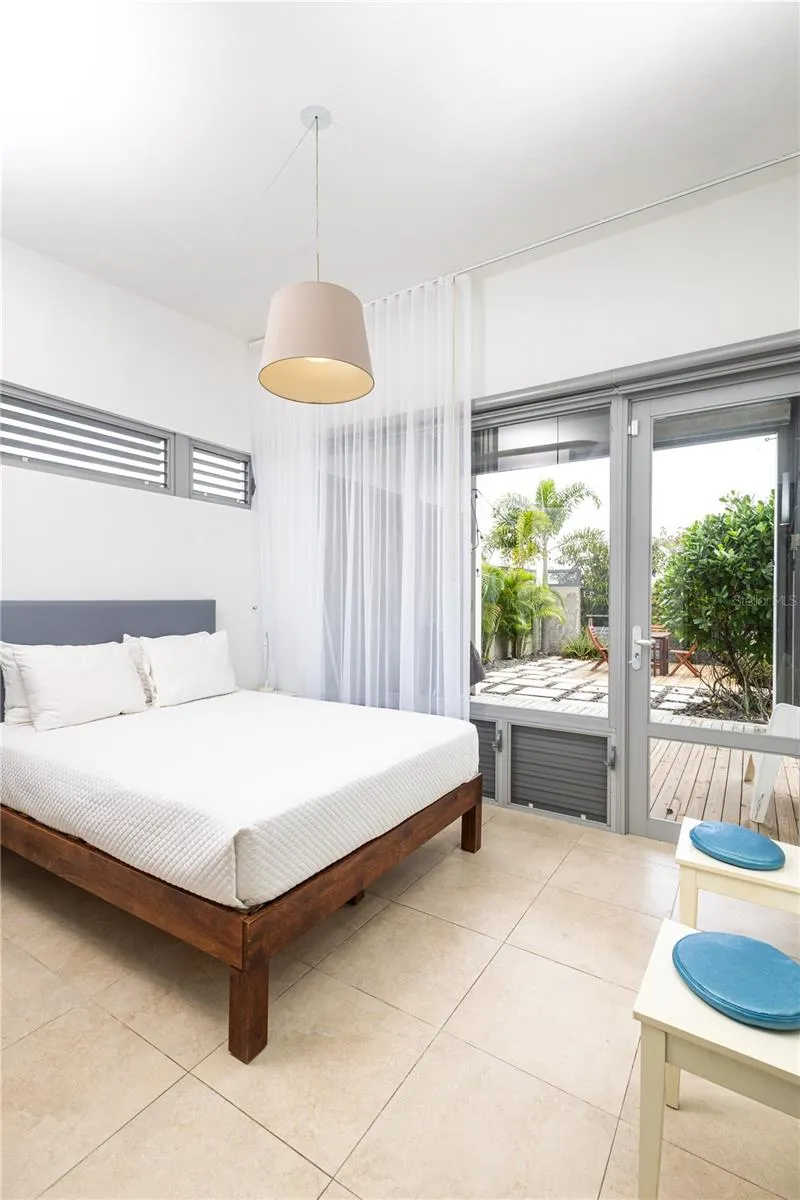 673 CASA BLUE Vieques, PR 00765