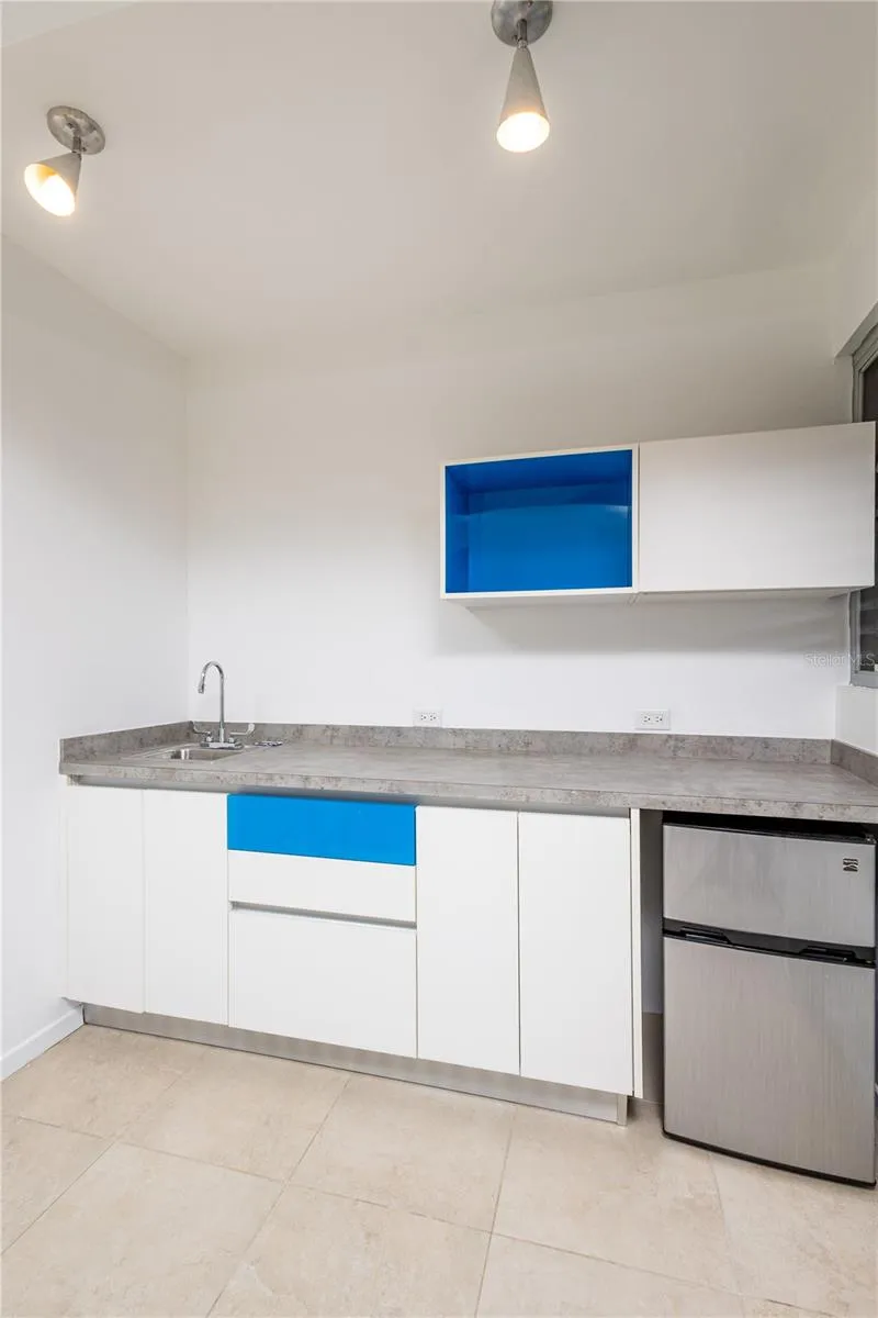 673 CASA BLUE Vieques, PR 00765