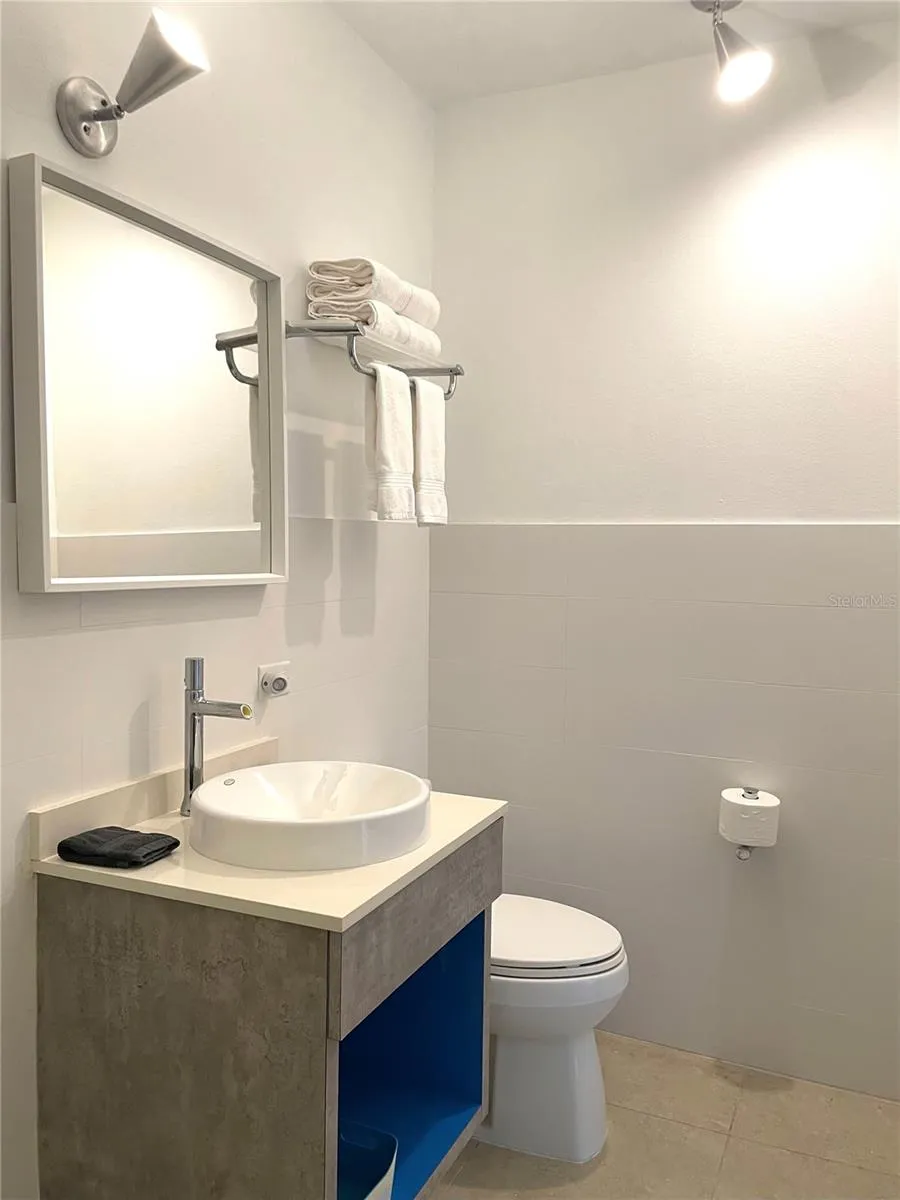 673 CASA BLUE Vieques, PR 00765