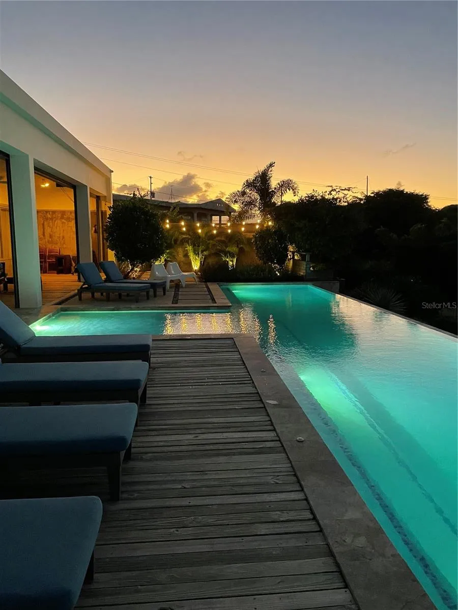 673 CASA BLUE Vieques, PR 00765