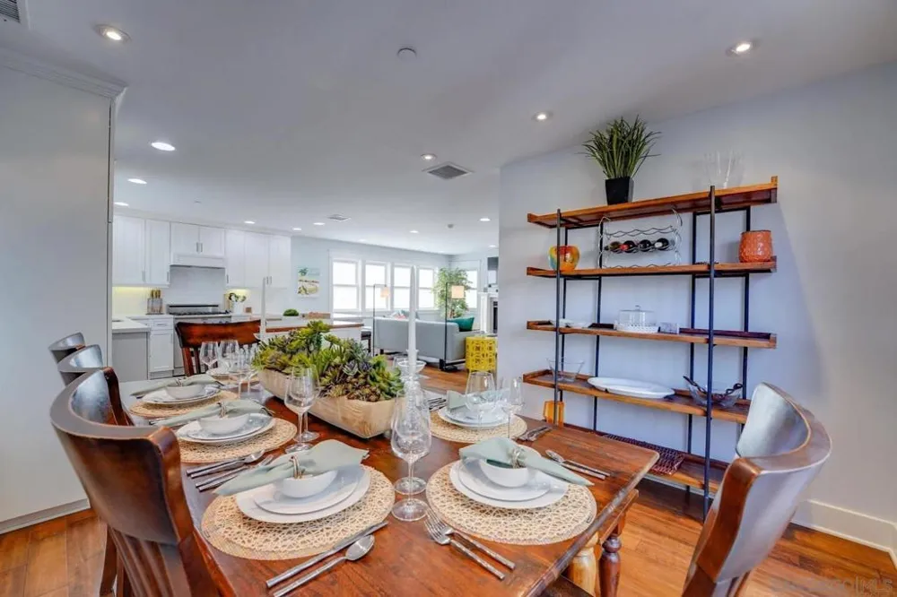 920 D Ave Coronado, CA 92118