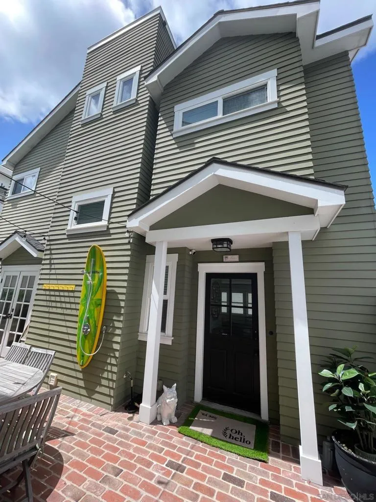 920 D Ave Coronado, CA 92118