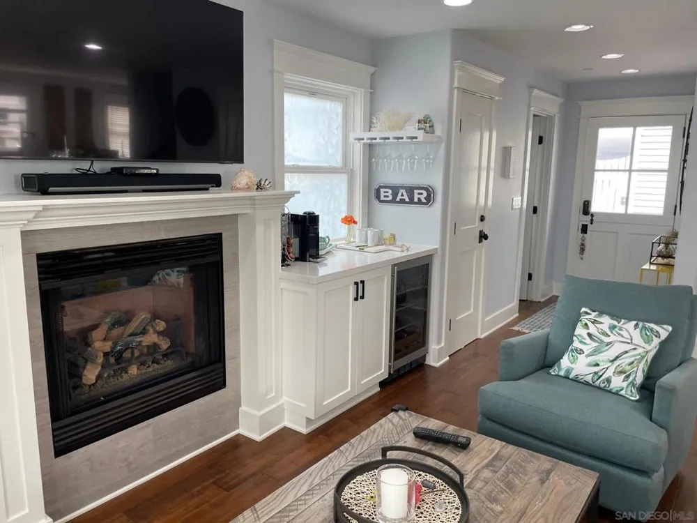 920 D Ave Coronado, CA 92118