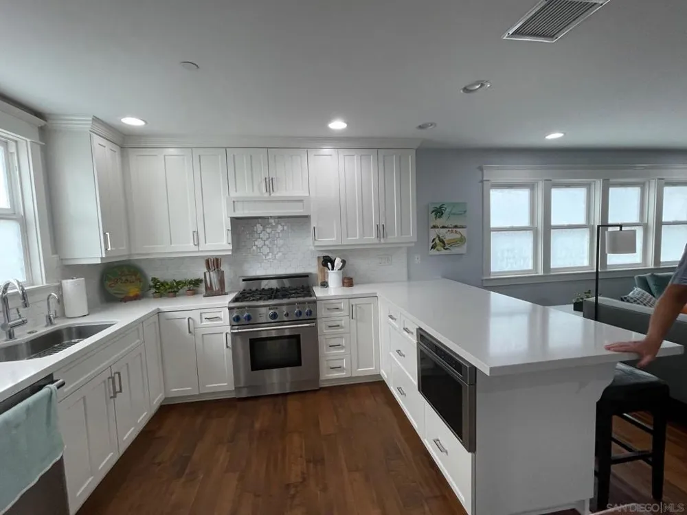 920 D Ave Coronado, CA 92118