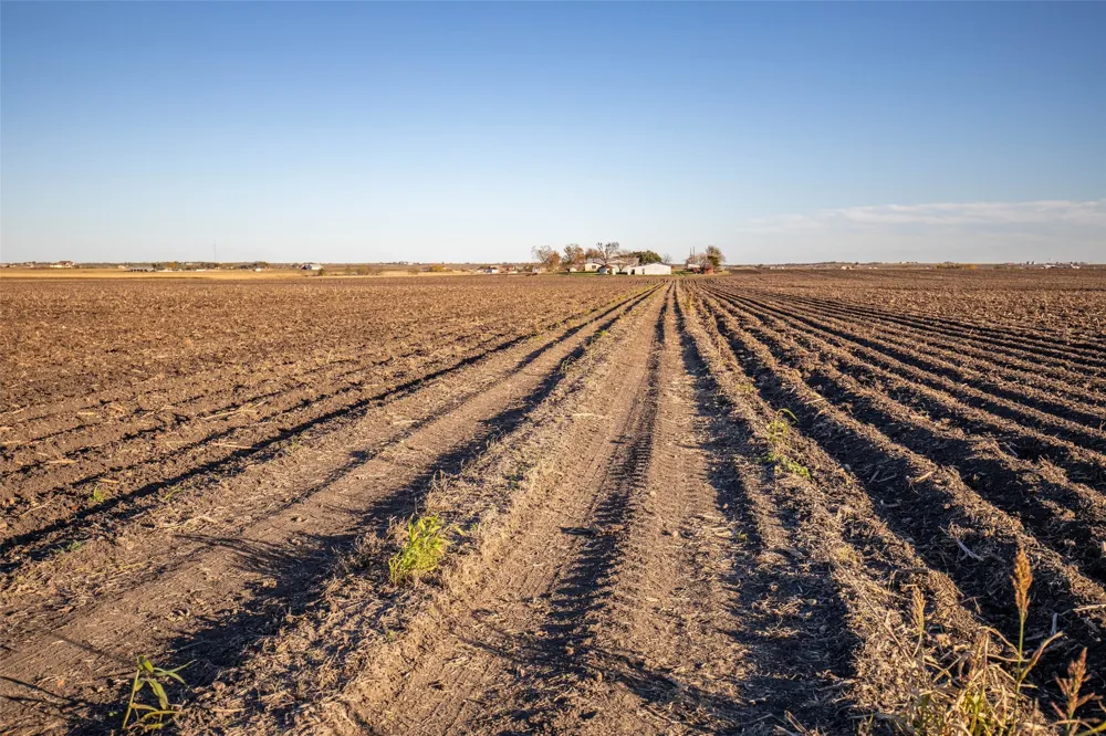 14914 Svenska Road Coupland, TX 78615