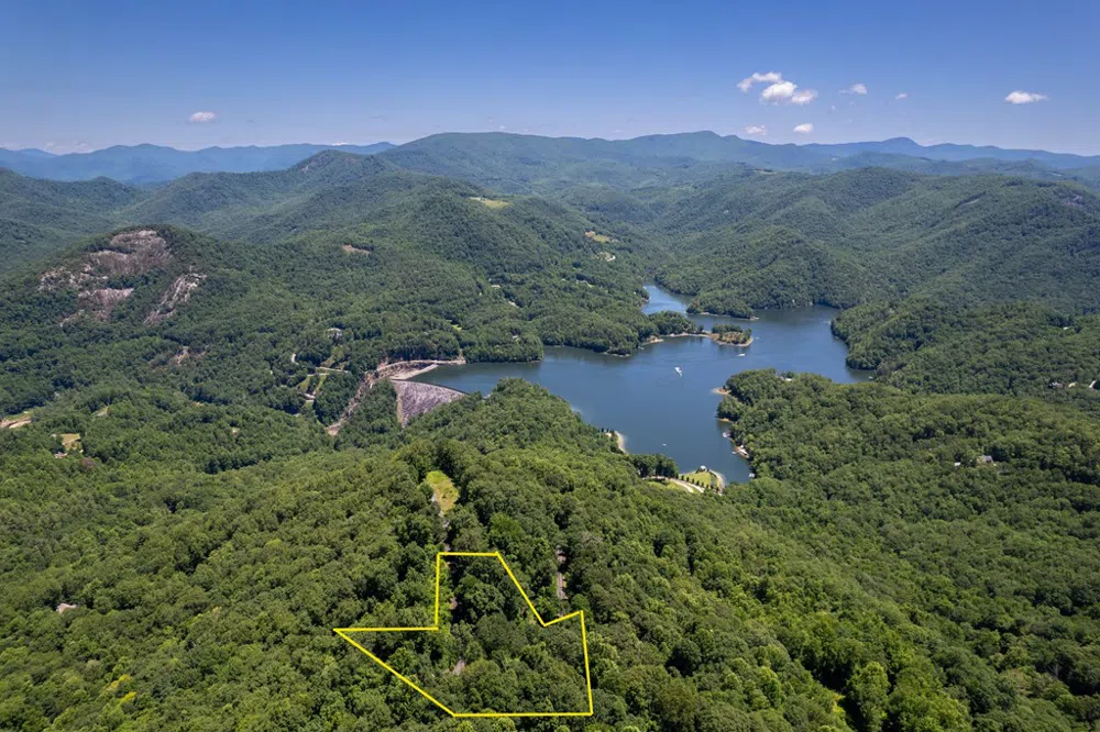 Nannyberry Lane Tuckasegee, NC 28783
