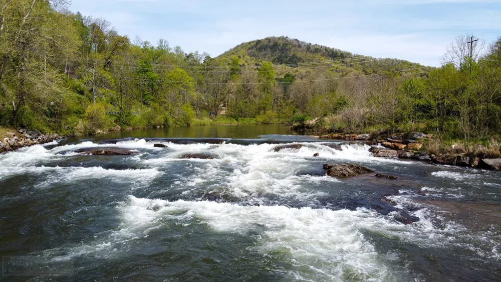 Nannyberry Lane Tuckasegee, NC 28783