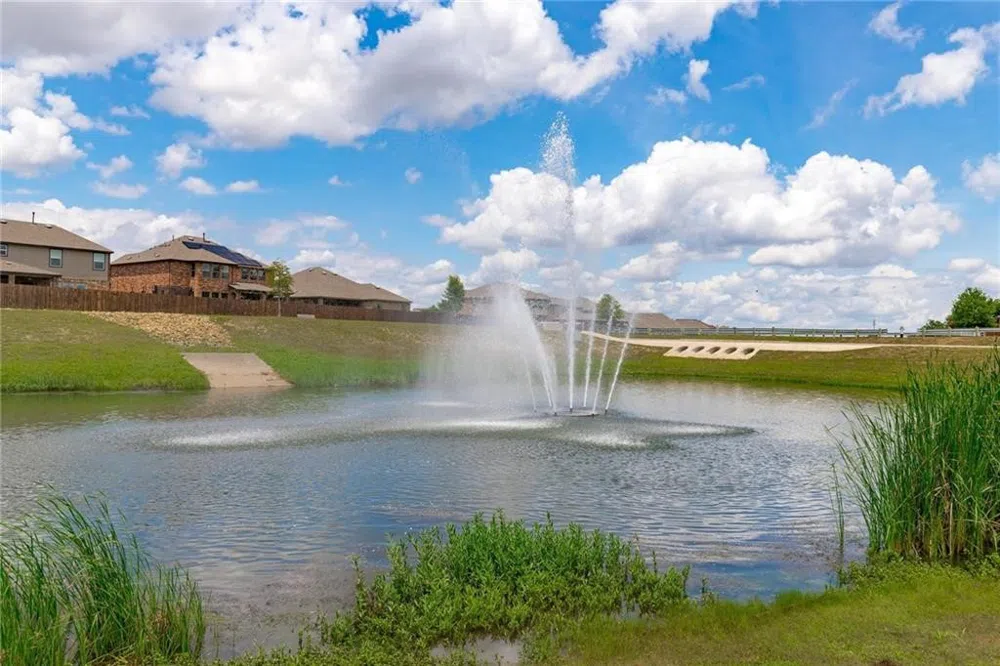 1137 Hemlen Cove Leander, TX 78641