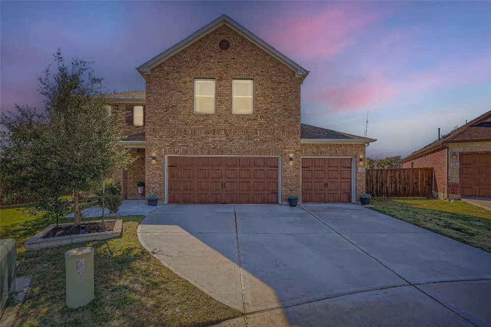 1137 Hemlen Cove Leander, TX 78641