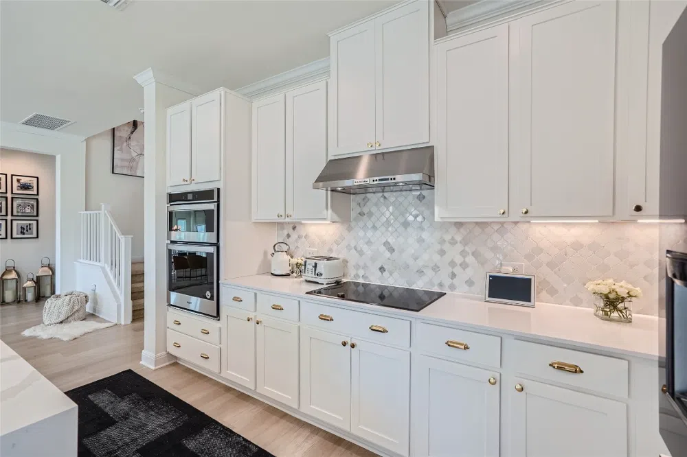 1137 Hemlen Cove Leander, TX 78641