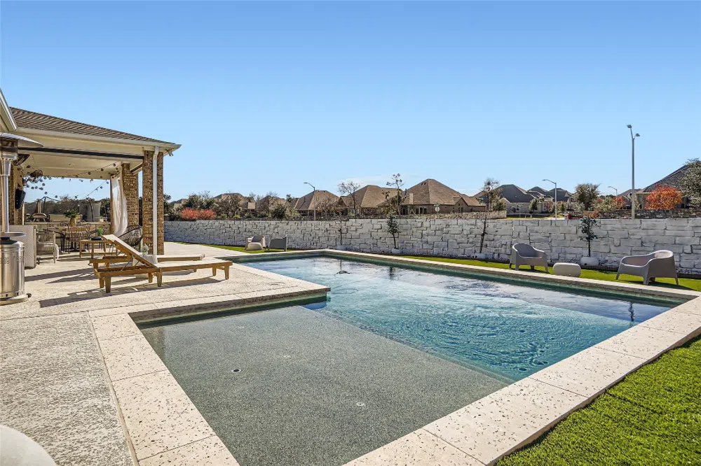 1137 Hemlen Cove Leander, TX 78641