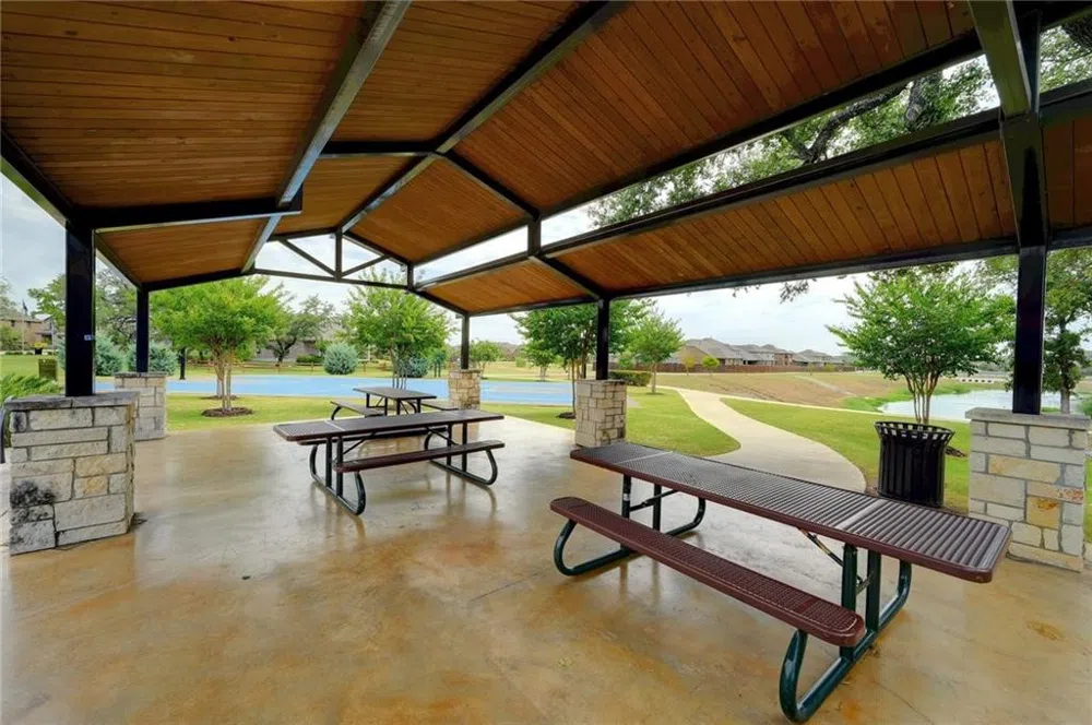 1137 Hemlen Cove Leander, TX 78641
