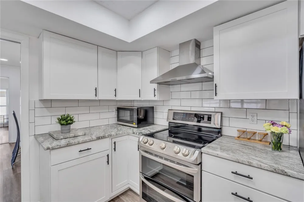 1212 63RD STREET NW Bradenton, FL 34209