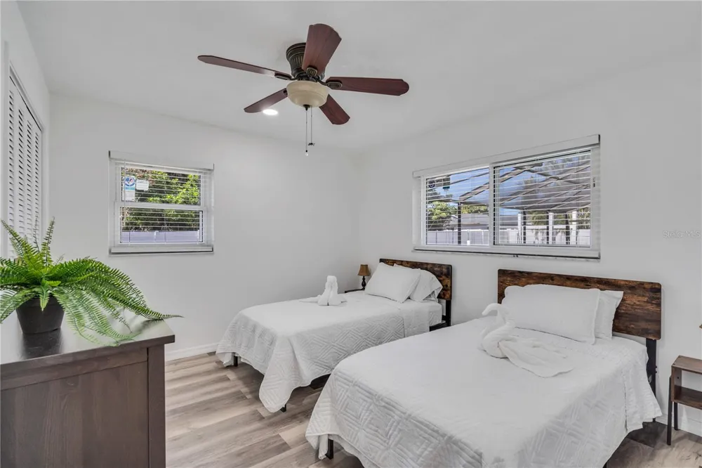 1212 63RD STREET NW Bradenton, FL 34209