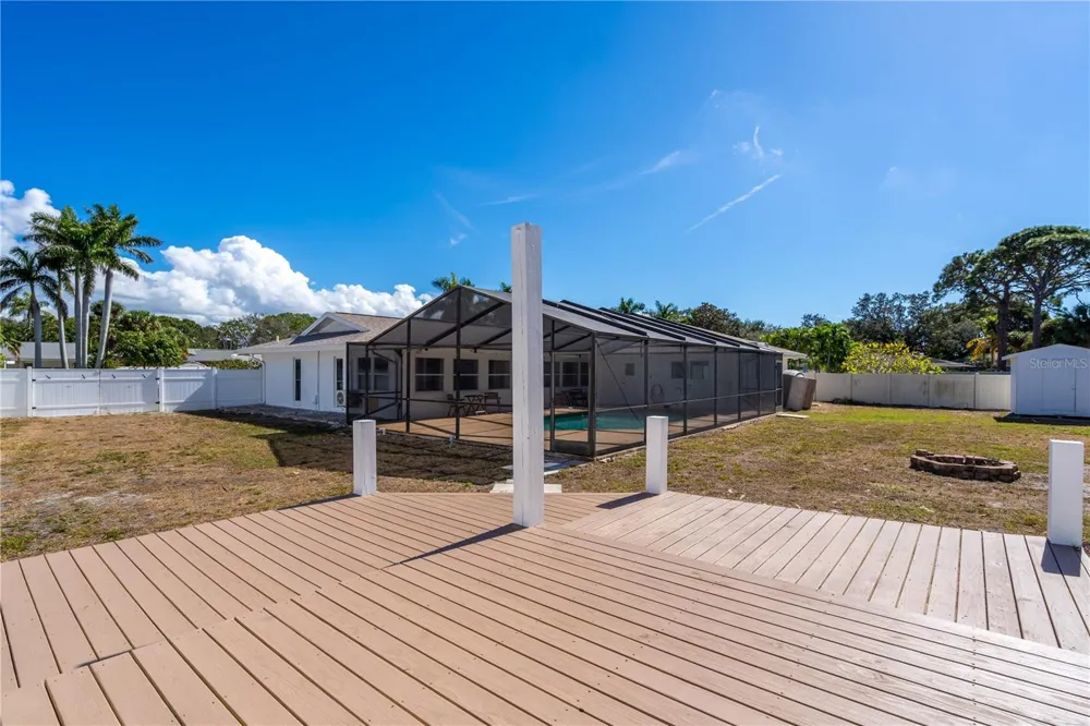 1212 63RD STREET NW Bradenton, FL 34209