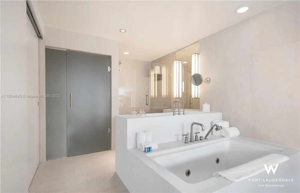 3101 Bayshore Dr #1609 Fort Lauderdale, FL 33304