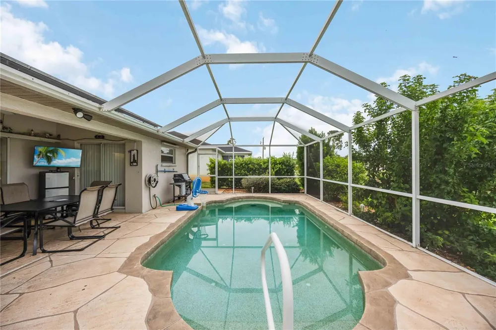 107 COTTAGE PLACE Rotonda West, FL 33947