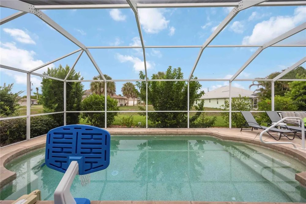 107 COTTAGE PLACE Rotonda West, FL 33947