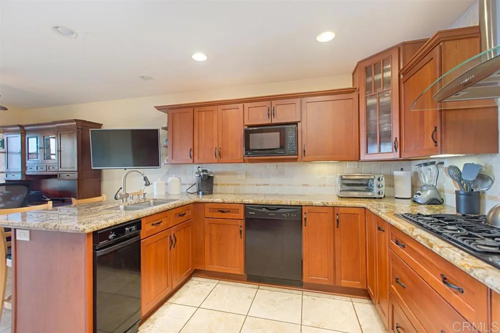 71 Tunapuna Lane Coronado, CA 92118