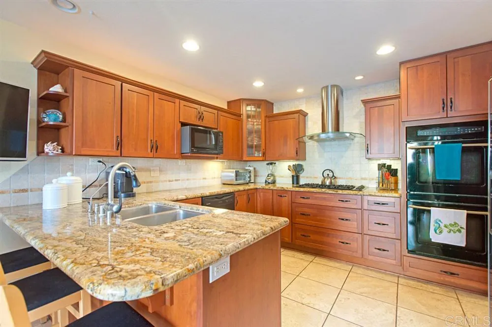 71 Tunapuna Lane Coronado, CA 92118