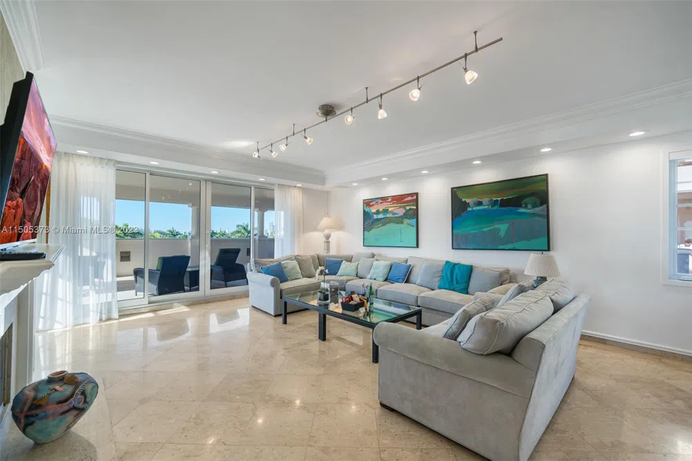 Address Not Shown Miami Beach, FL 33109