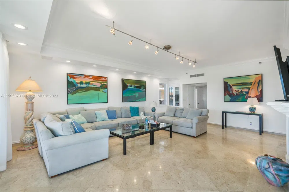 Address Not Shown Miami Beach, FL 33109