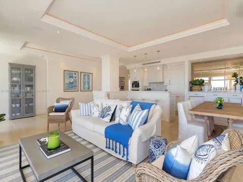 19251 FISHER ISLAND DRIVE #19251