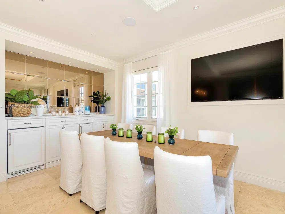 19251 FISHER ISLAND DRIVE #19251 Fisher Island, FL 33109